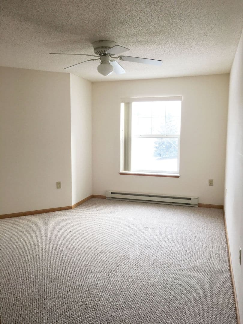 Madison Apartment: 8002 Starr Grass Drive
