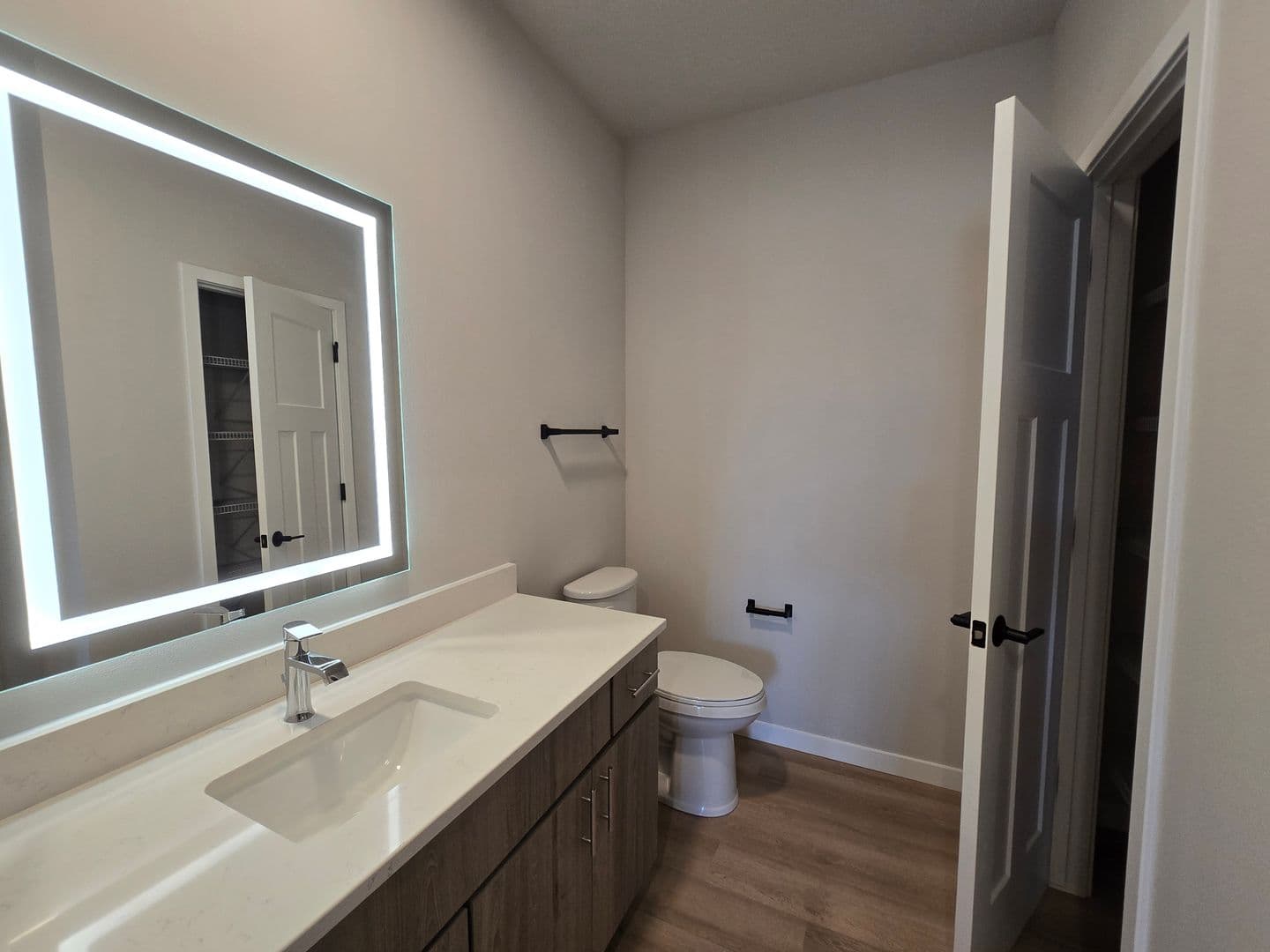 Madison Apartment: 8421 Mansion Hill Avenue