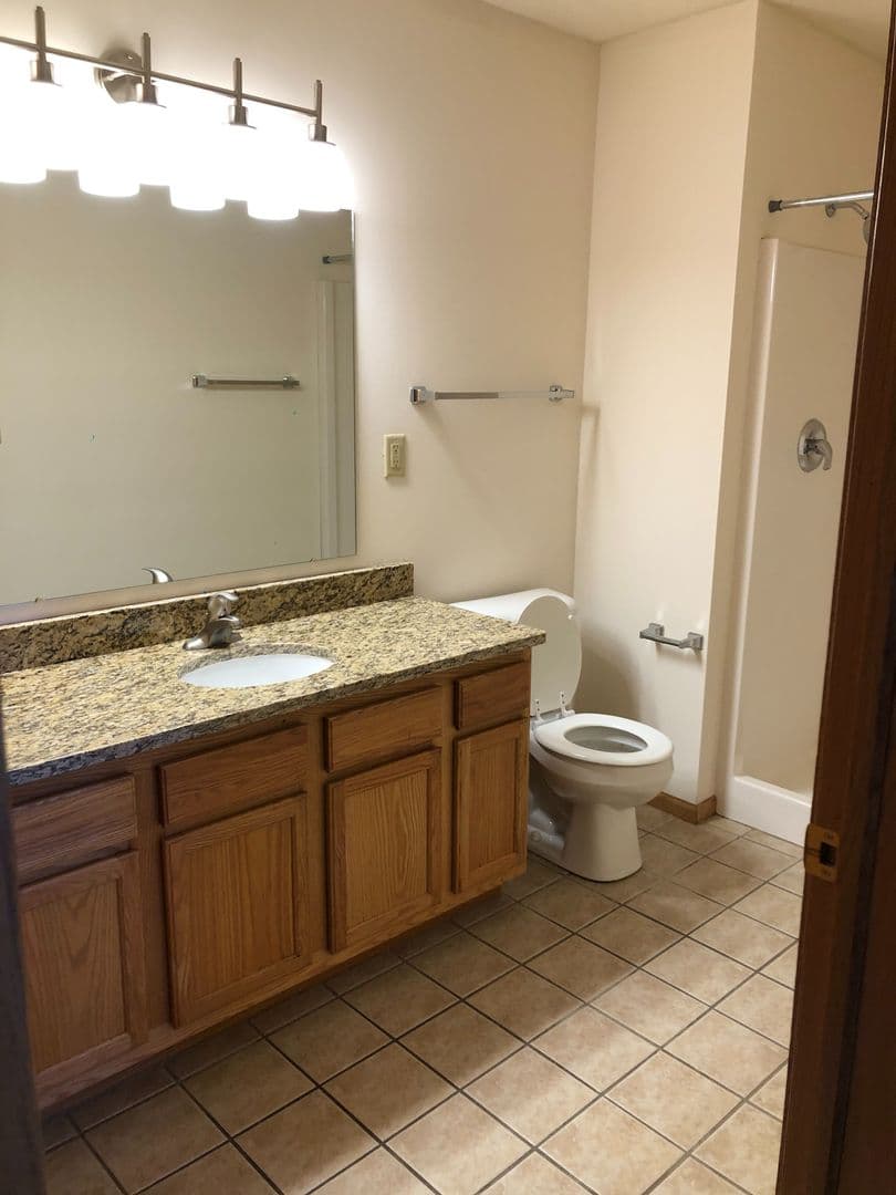 Madison Apartment: 8002 Starr Grass Drive