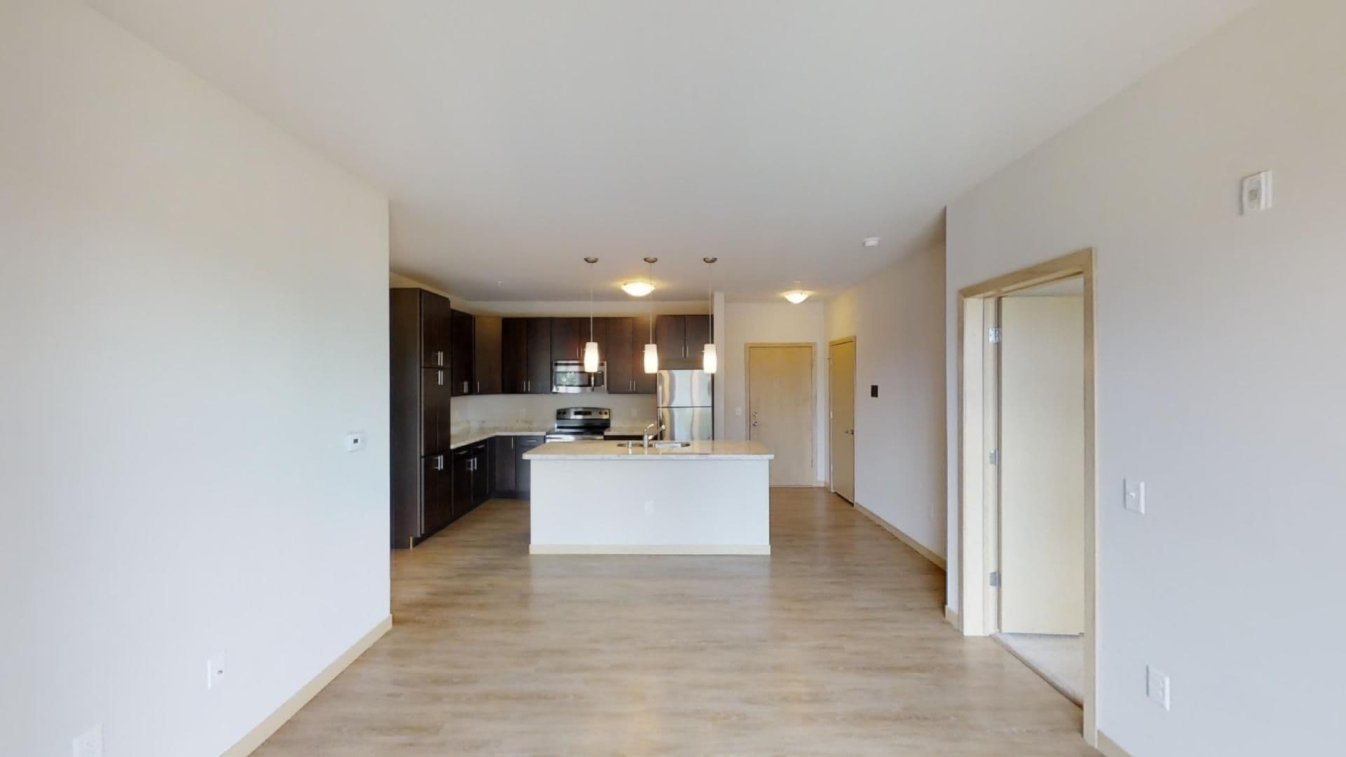 Madison Apartment: 902 Drake Street