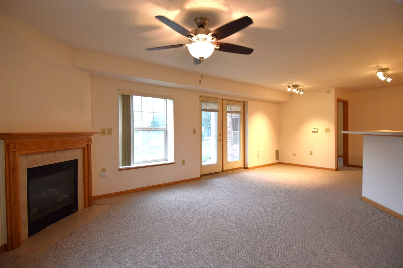 Madison Apartment: 8002 Starr Grass Drive