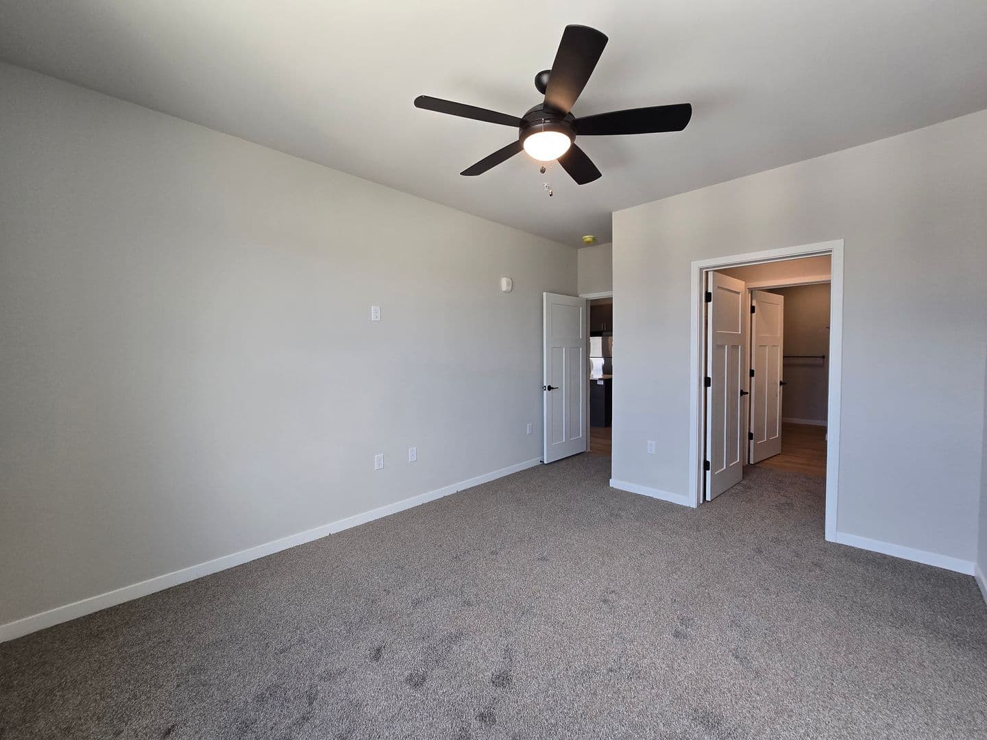 Madison Apartment: 8421 Mansion Hill Avenue