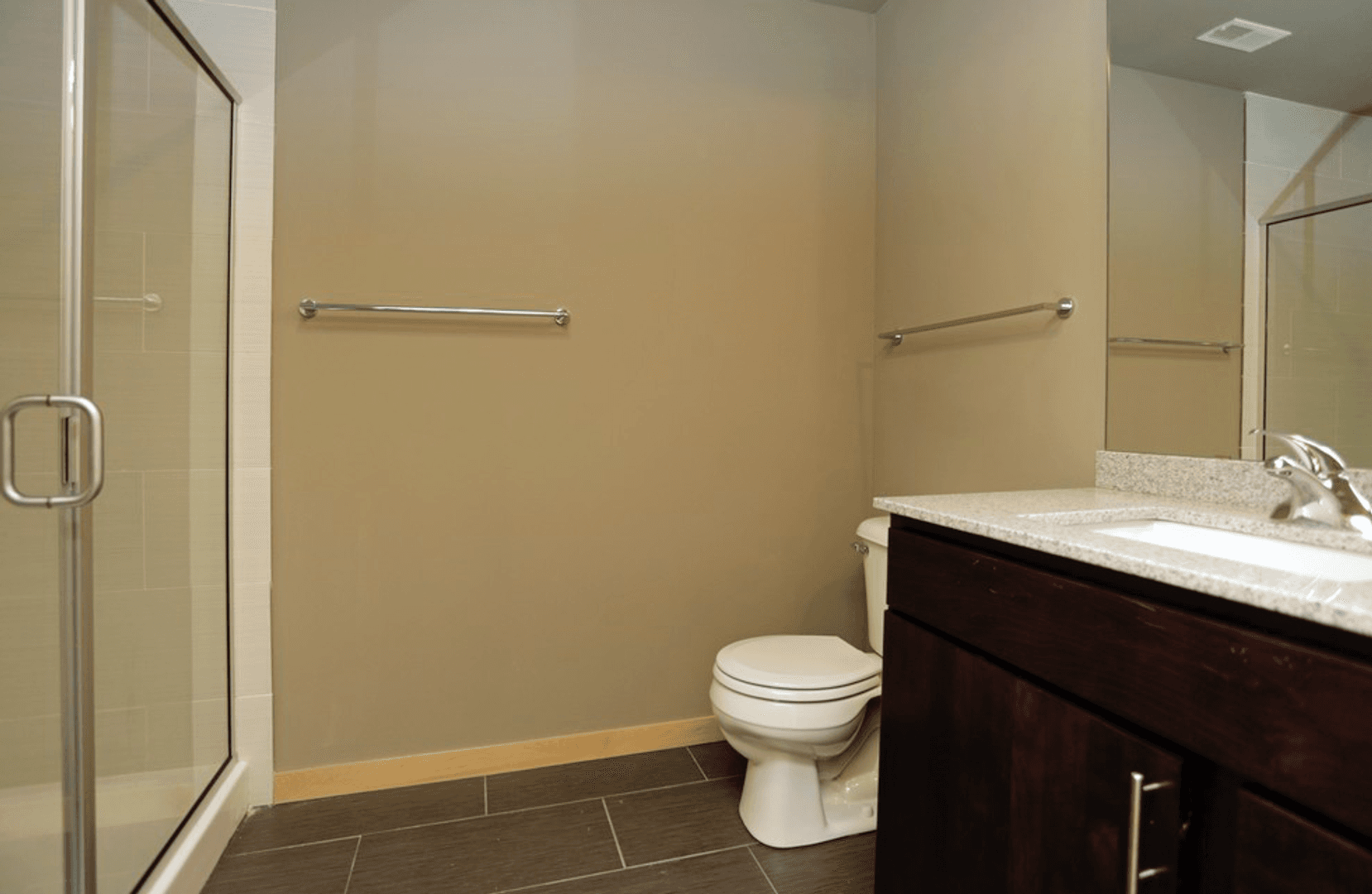 Madison Apartment: 902 Drake Street