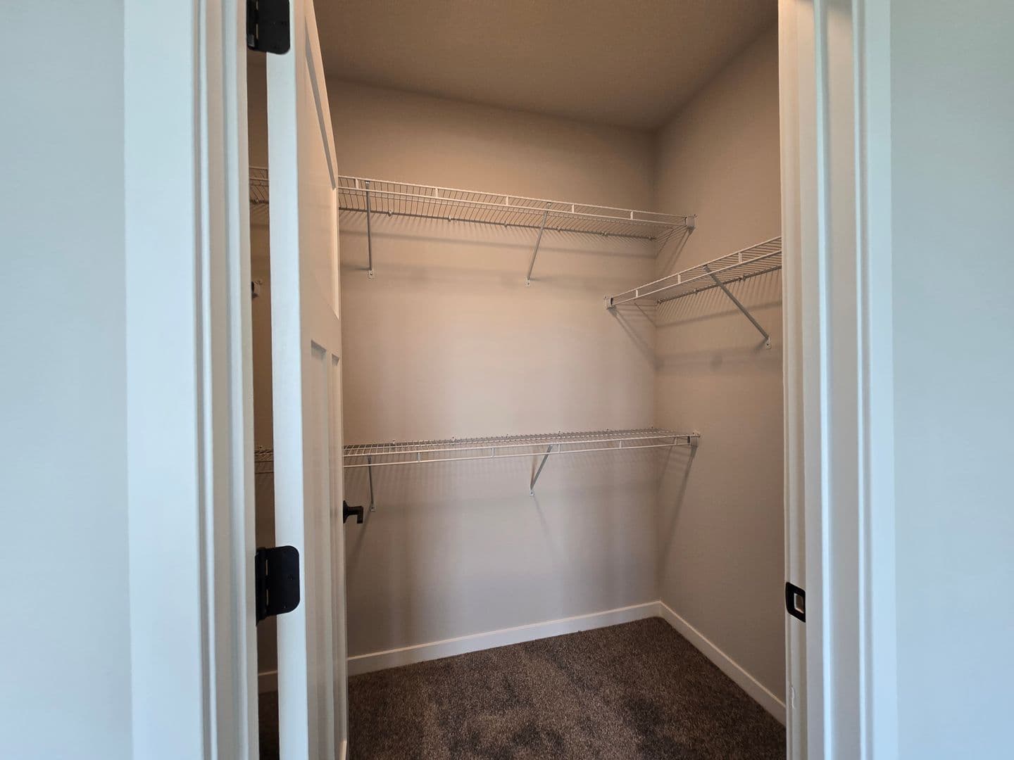 Madison Apartment: 8421 Mansion Hill Avenue