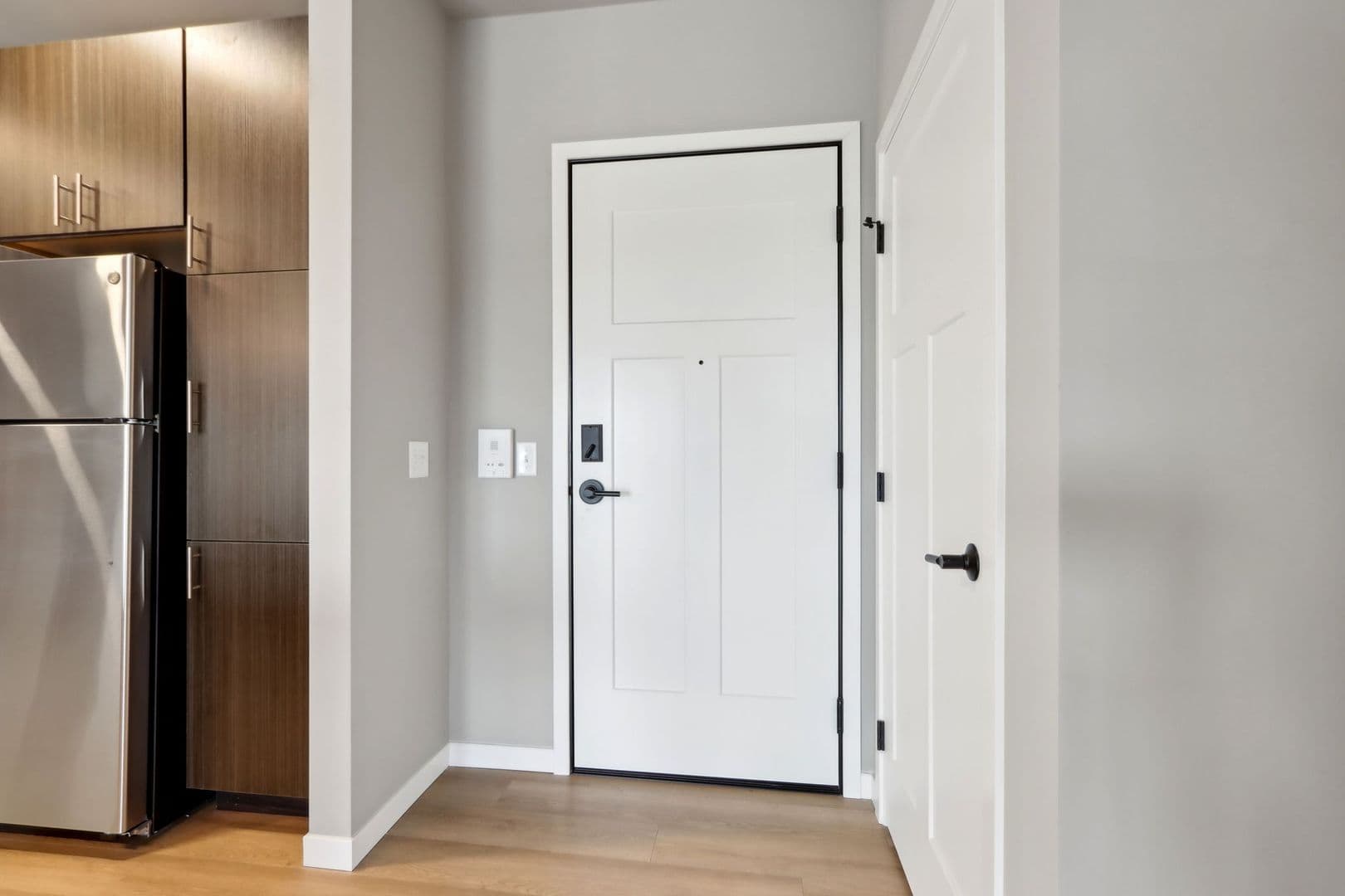 Madison Apartment: 5604 Schroeder Rd