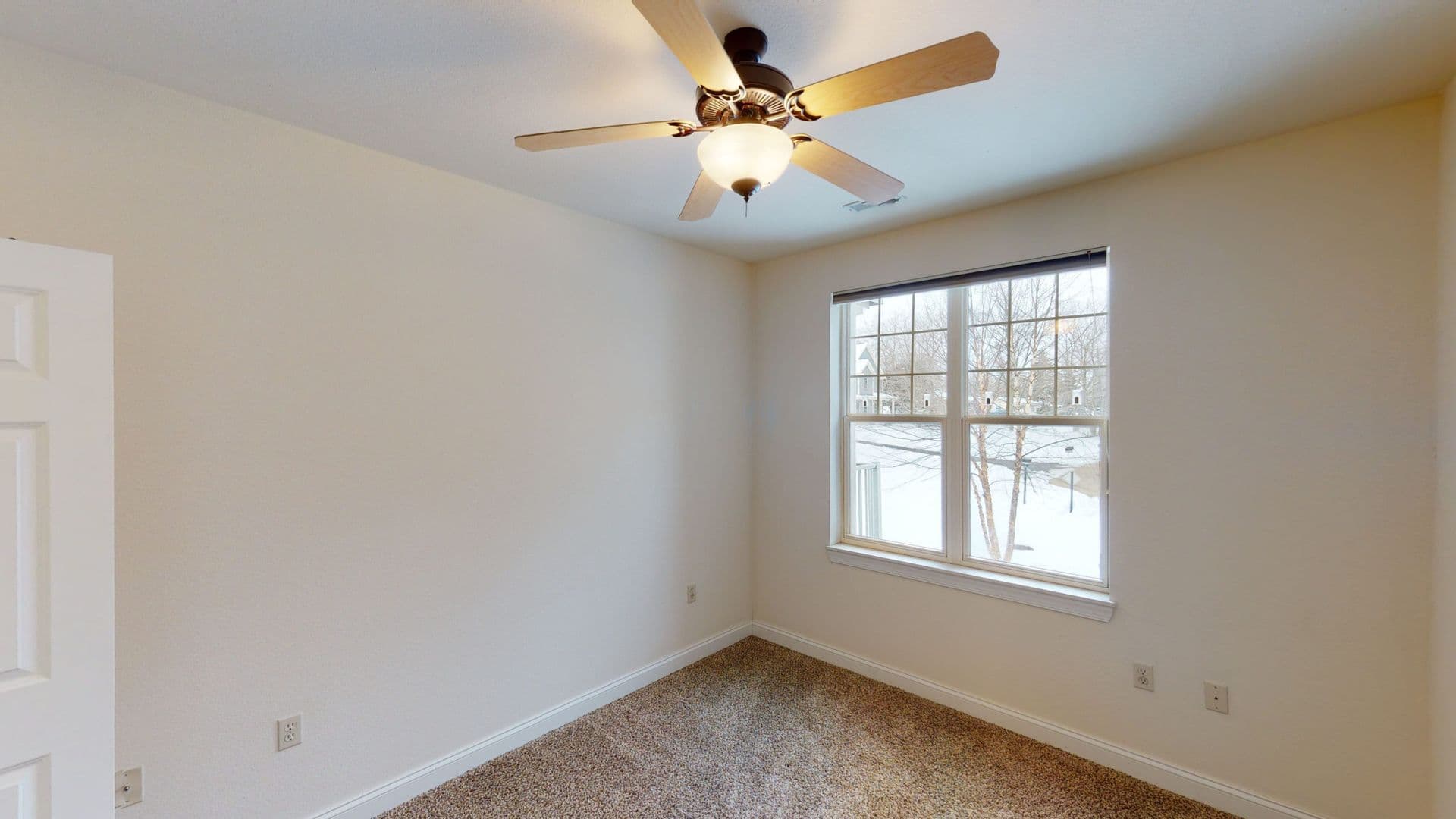 Delafield Apartment: 402 & 404 Genesee Street