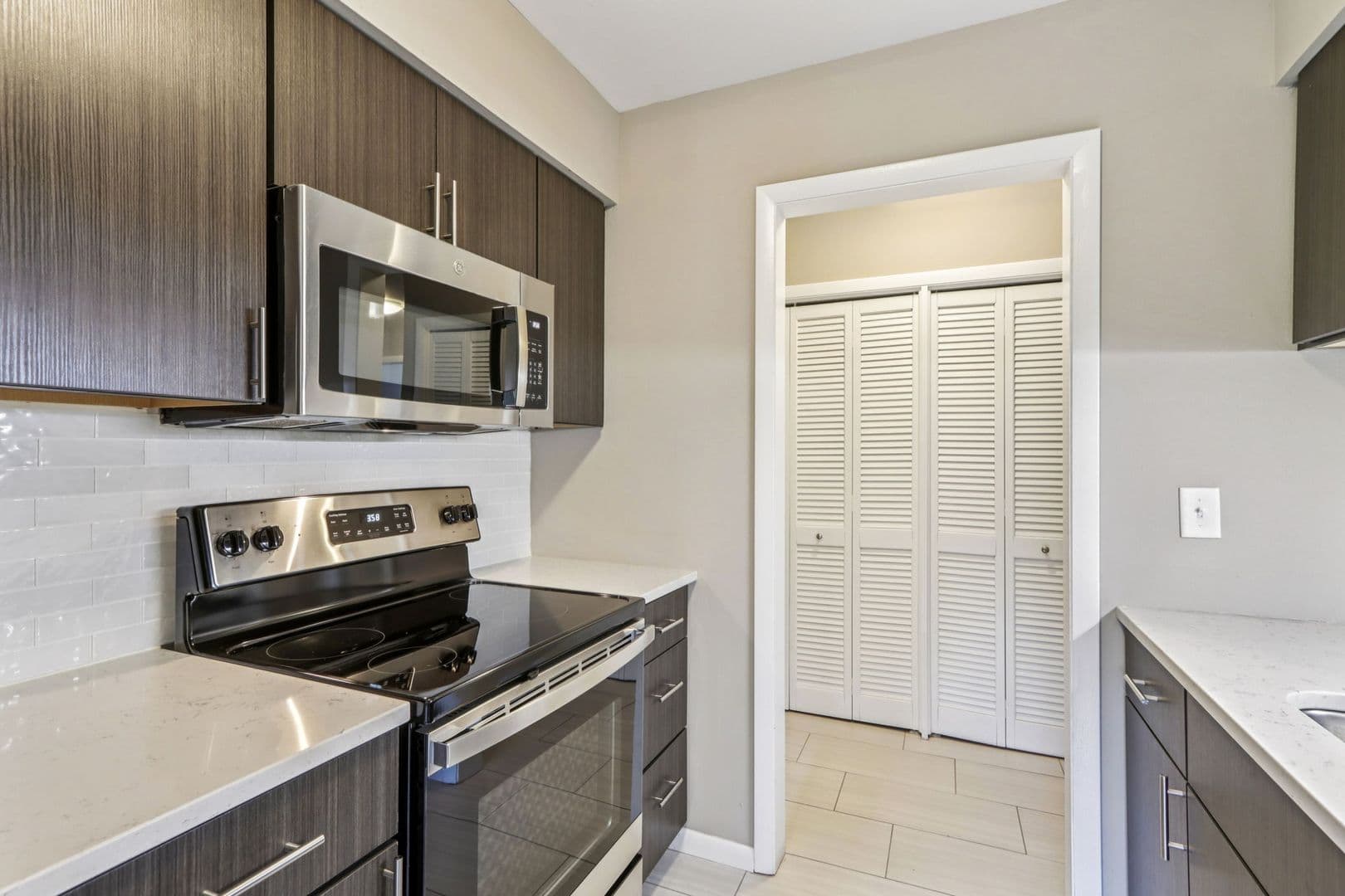 Madison Apartment: 3205 Stevens Street