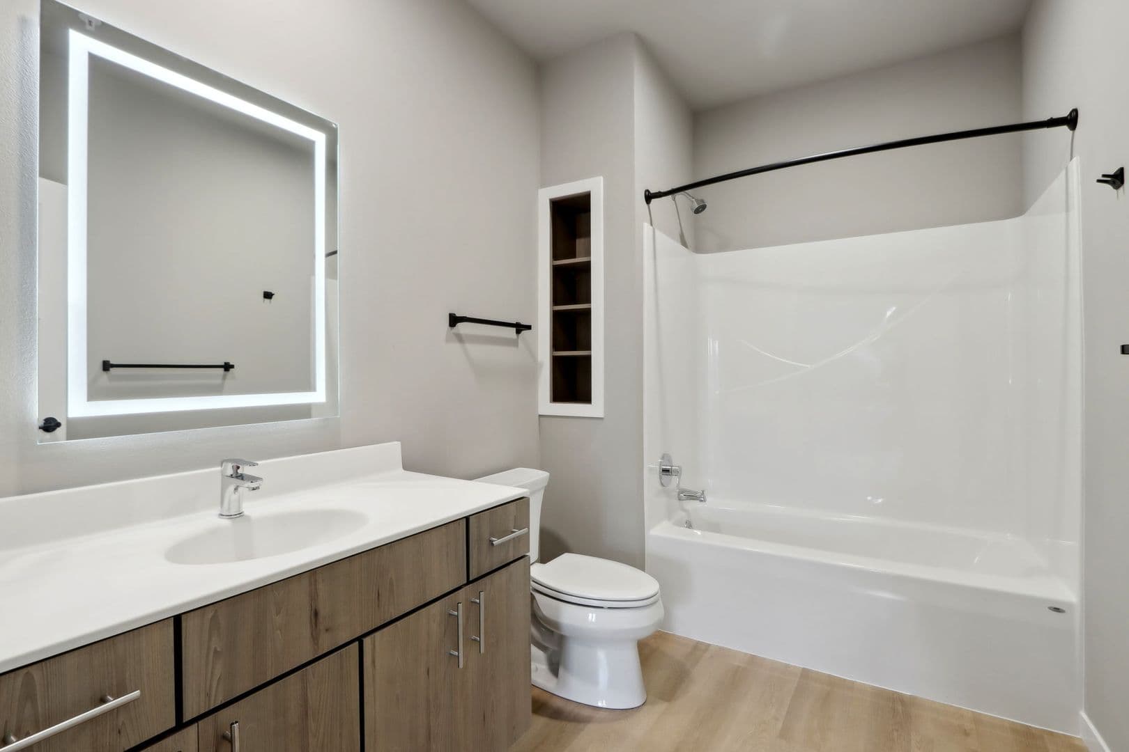 Madison Apartment: 5604 Schroeder Rd