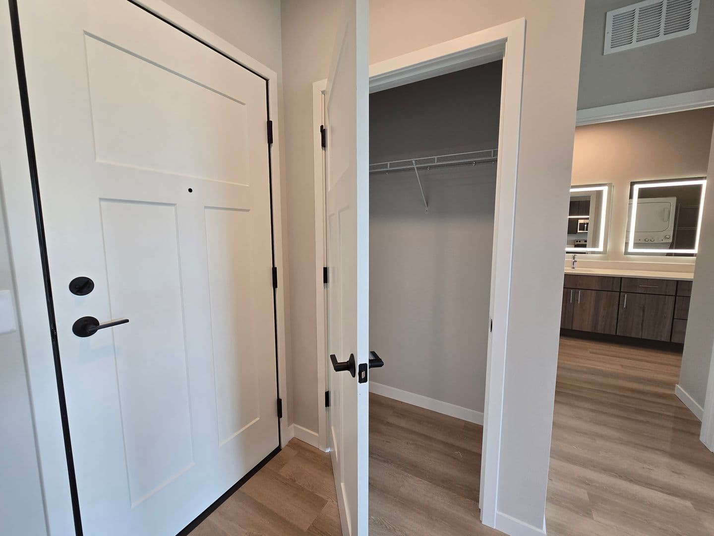 Madison Apartment: 8421 Mansion Hill Avenue