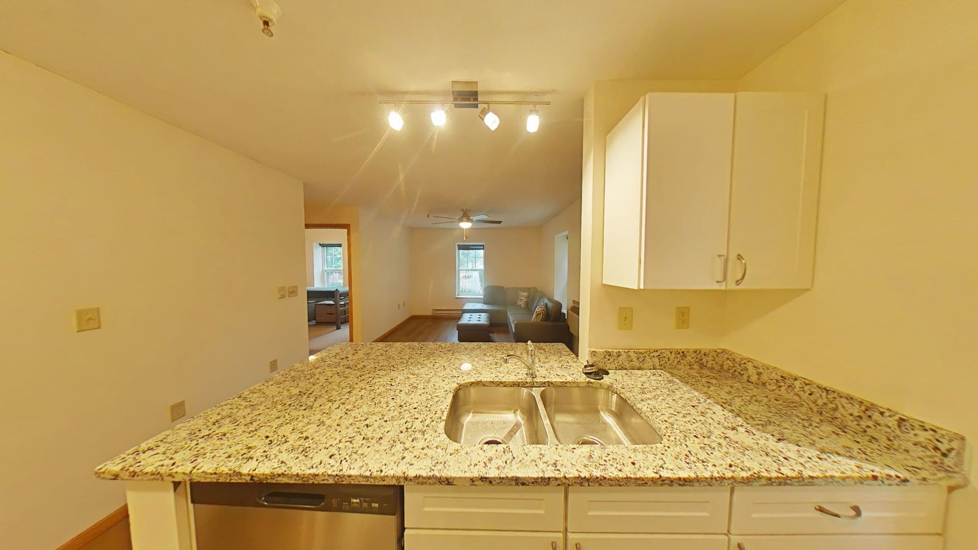 Madison Apartment: 111 North Mills Street