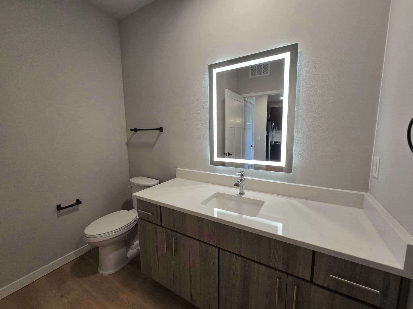 Madison Apartment: 8421 Mansion Hill Avenue