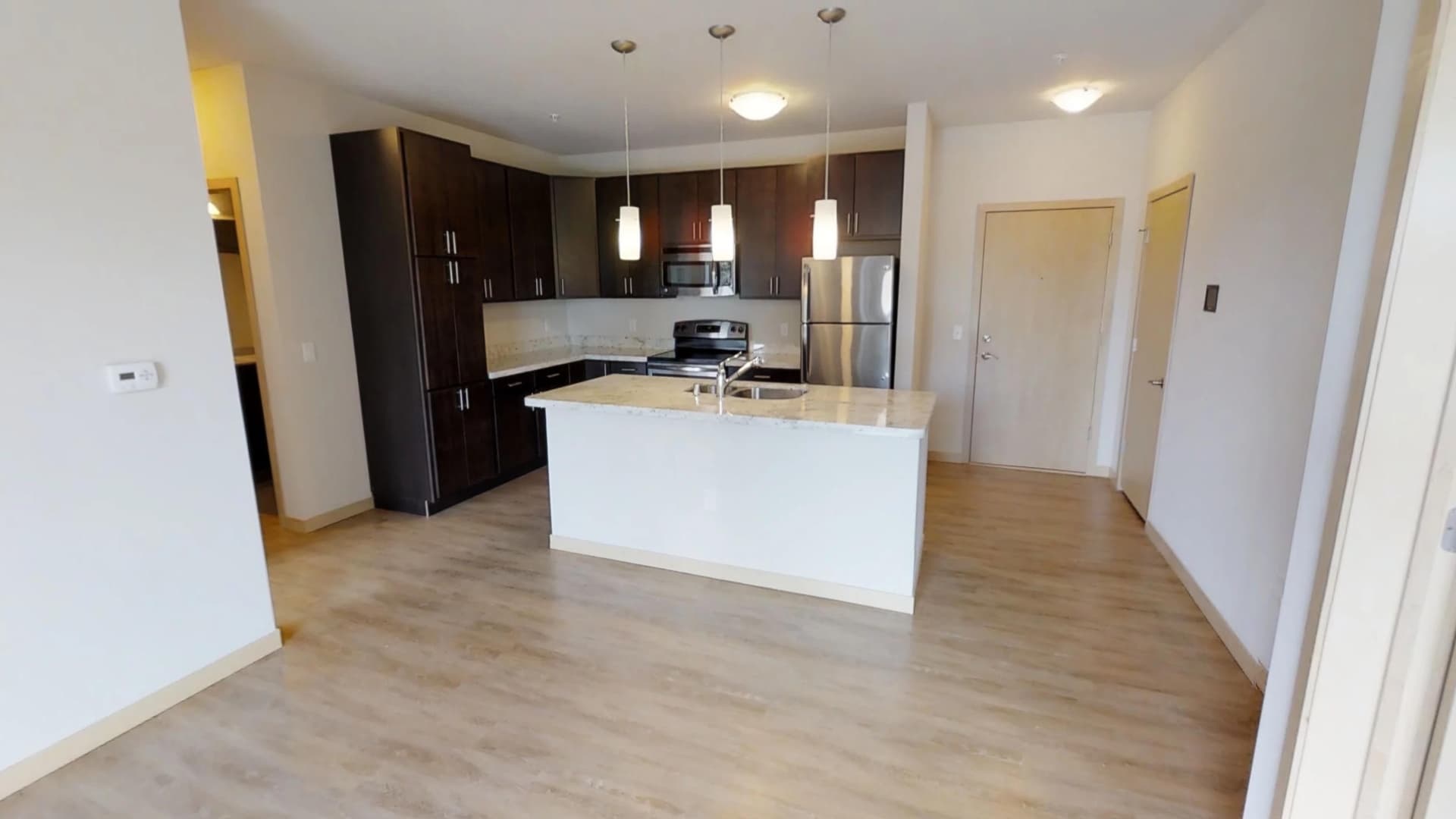Madison Apartment: 902 Drake Street