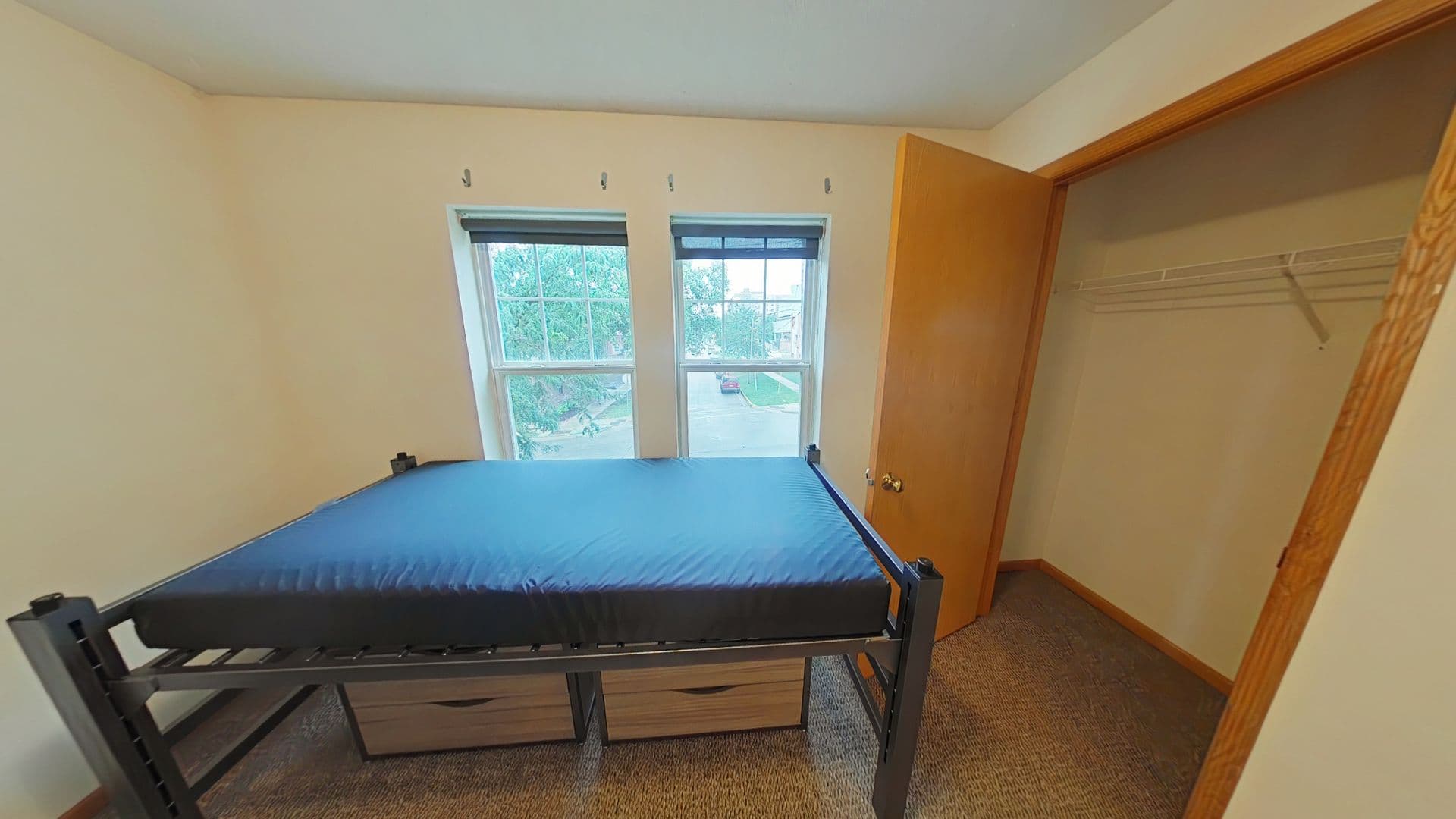 Madison Apartment: 2 Gerry Court