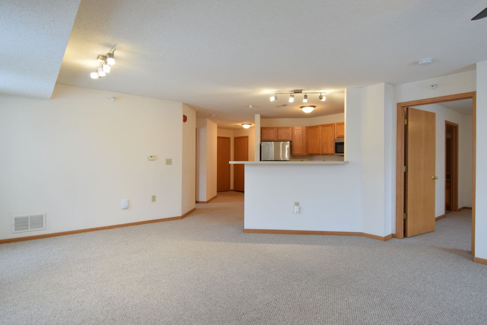 Madison Apartment: 8002 Starr Grass Drive