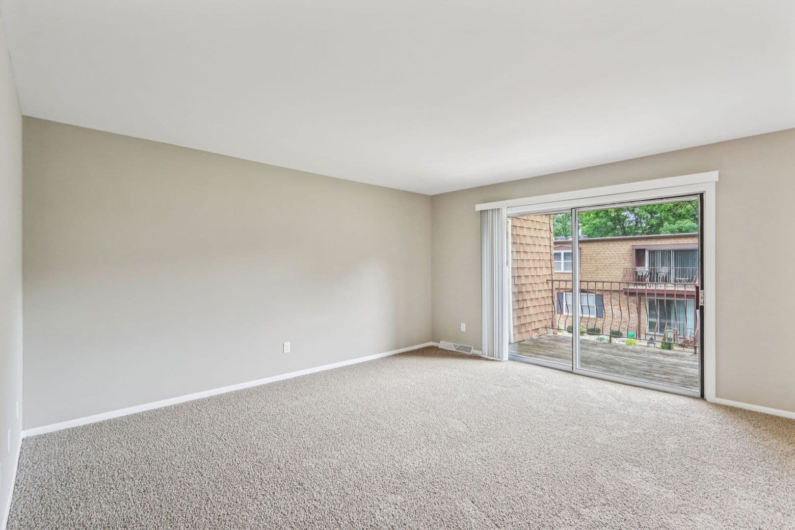 Madison Apartment: 3205 Stevens Street