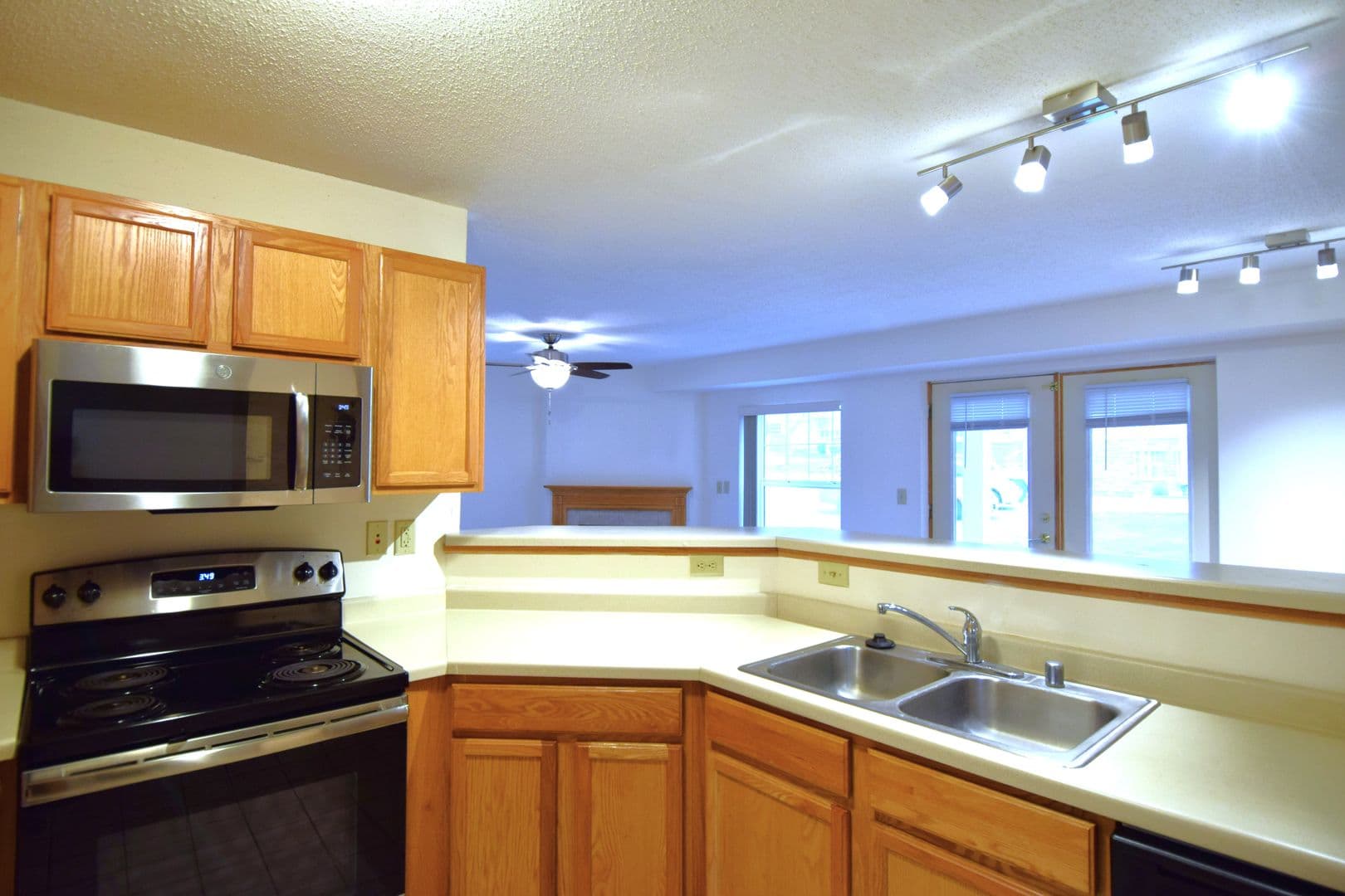 Madison Apartment: 8002 Starr Grass Drive