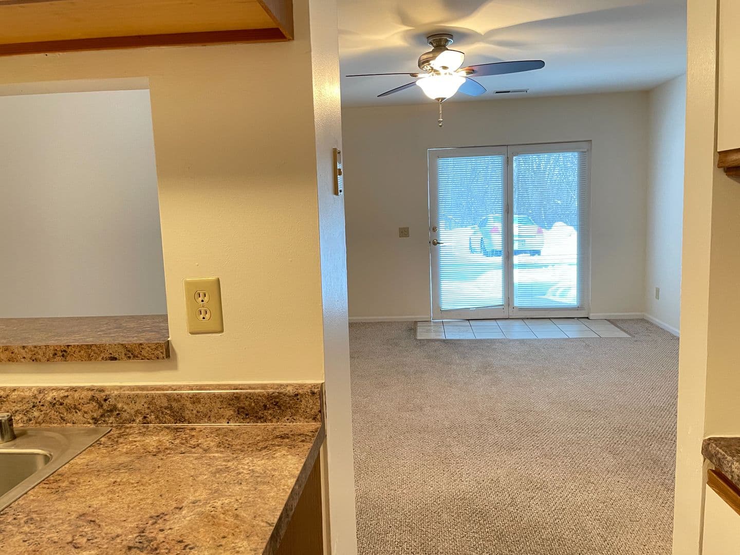Madison Apartment: 2105-2165 Muir Field Rd