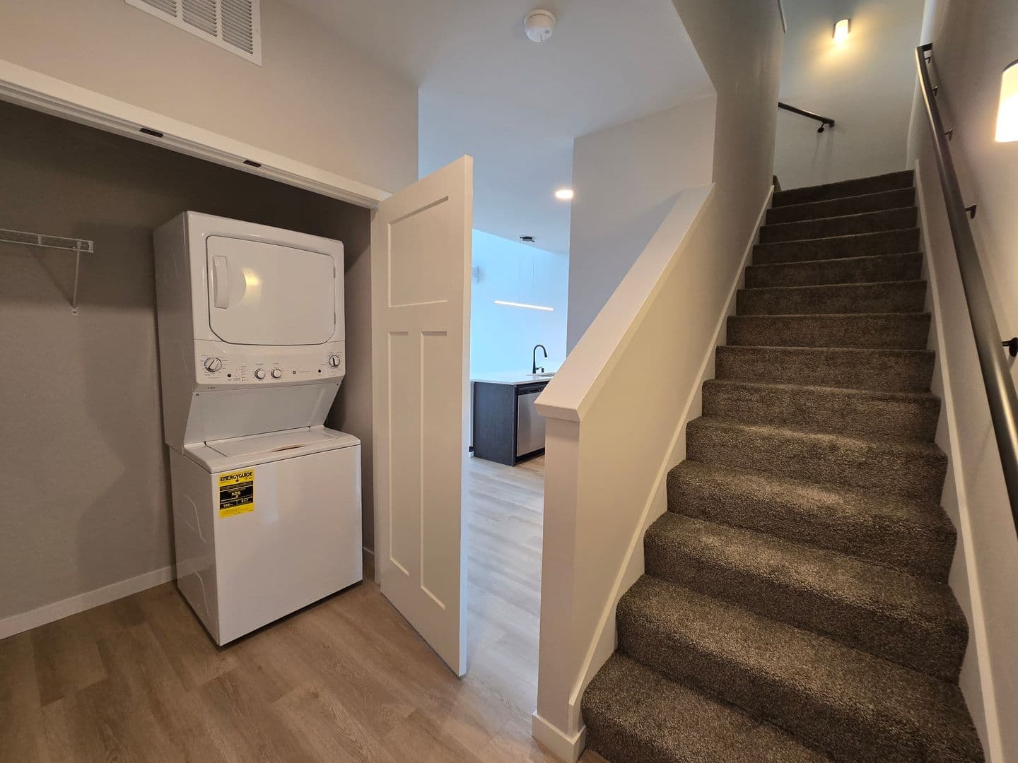 Madison Apartment: 8421 Mansion Hill Avenue