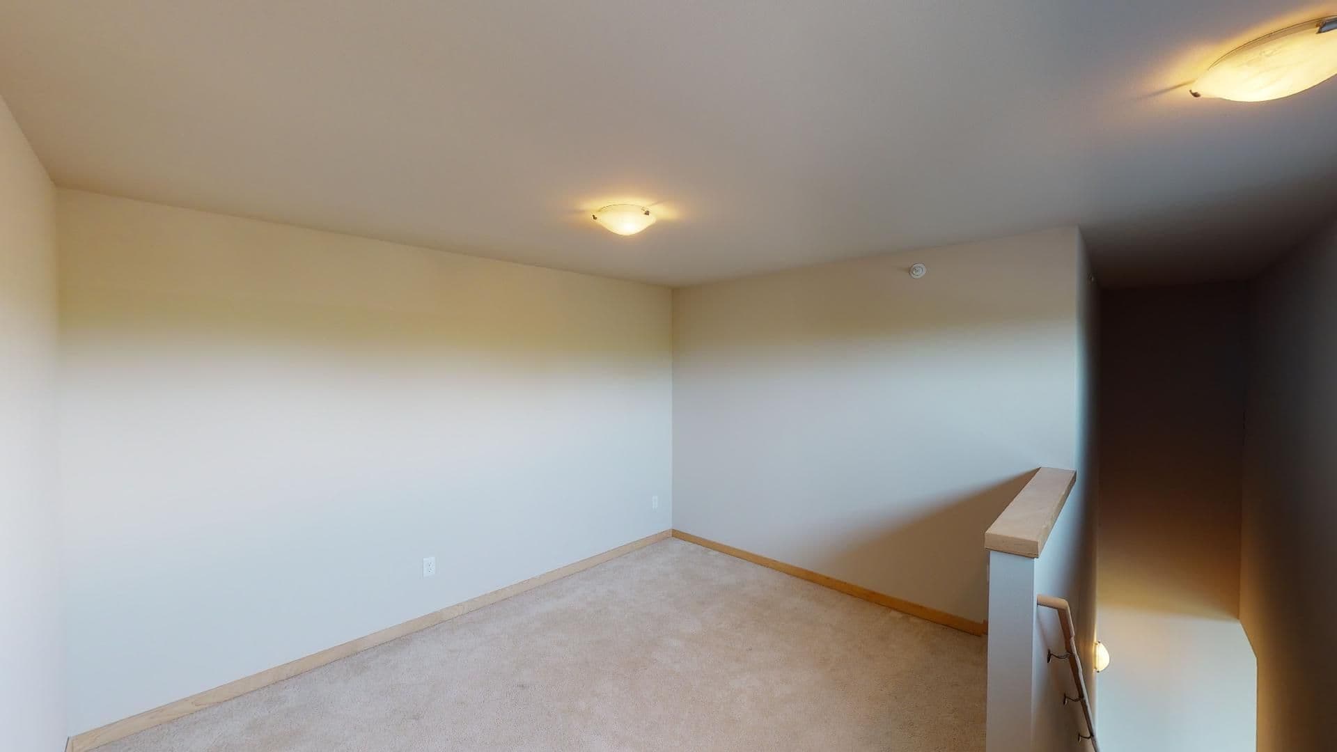 Madison Apartment: 902 Drake Street