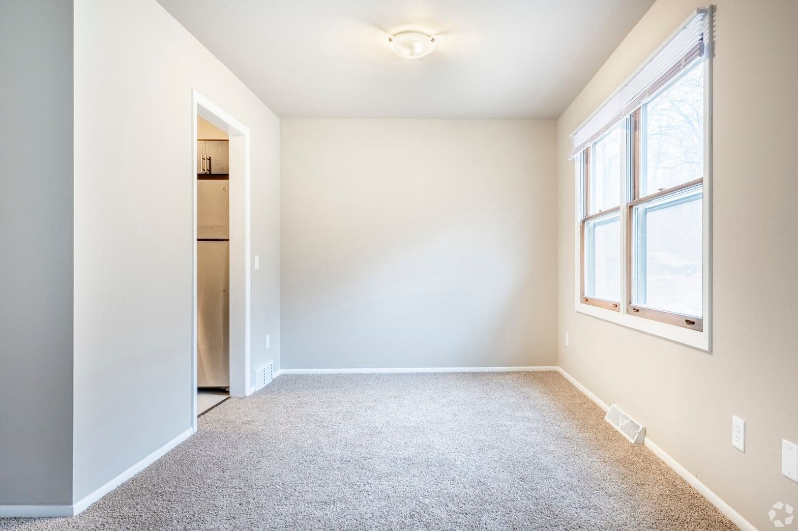 Madison Apartment: 3205 Stevens Street
