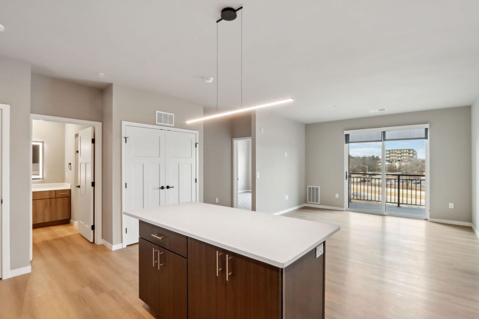 Madison Apartment: 5604 Schroeder Rd