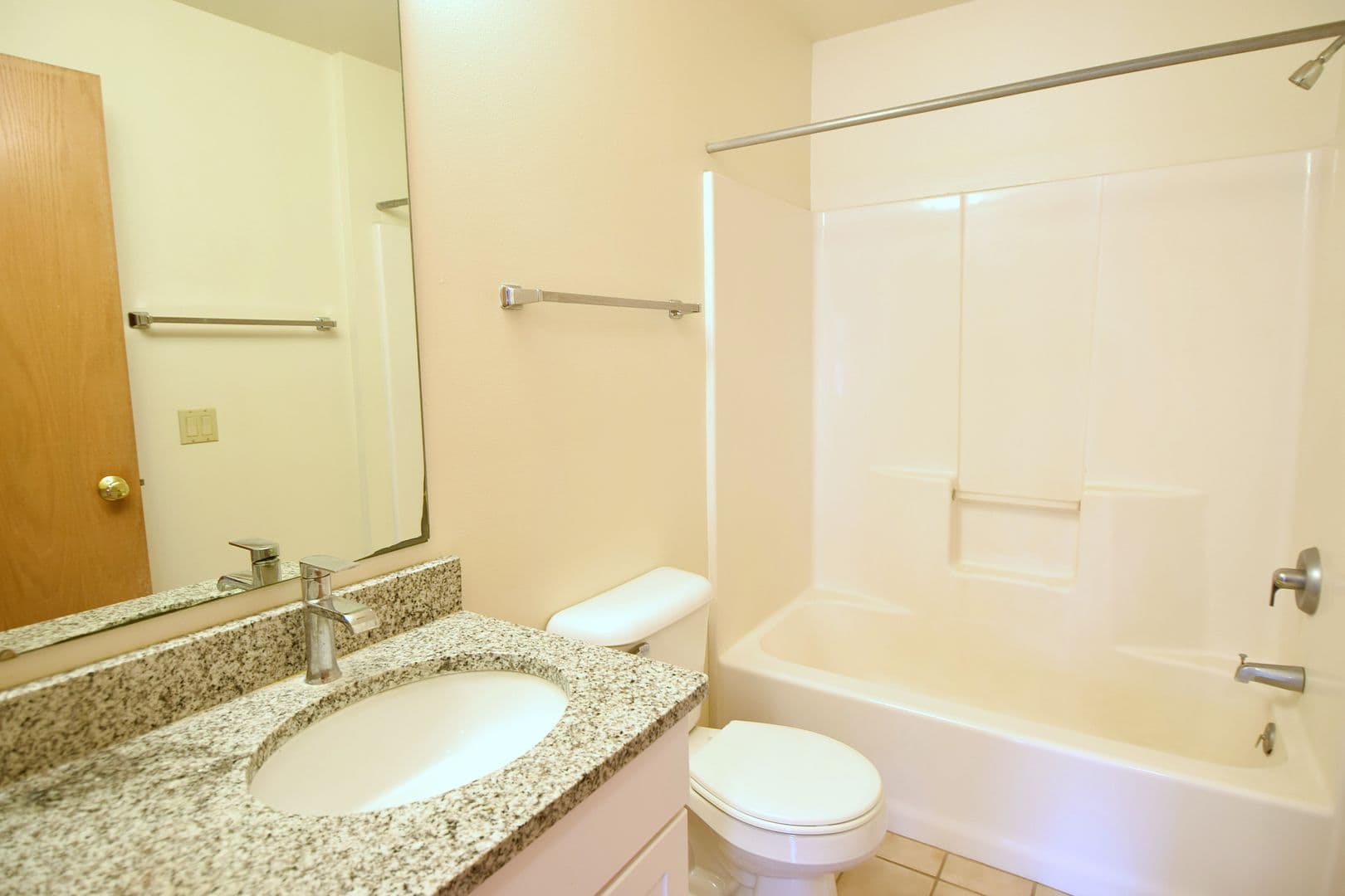 Madison Apartment: 1002 Spring Street