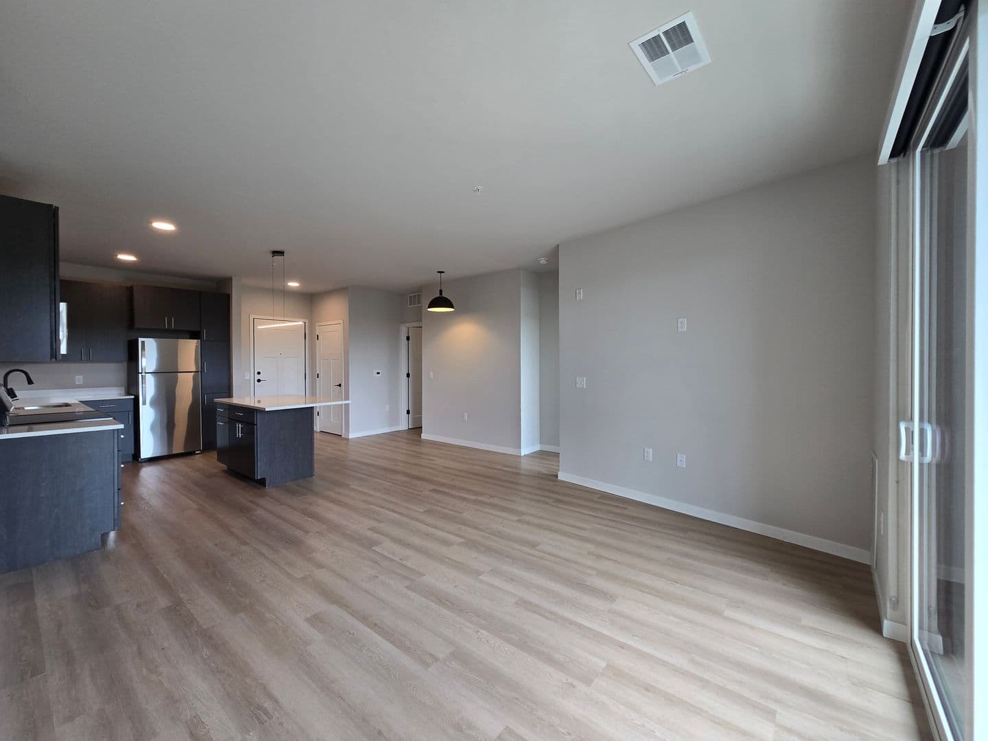 Madison Apartment: 8421 Mansion Hill Avenue