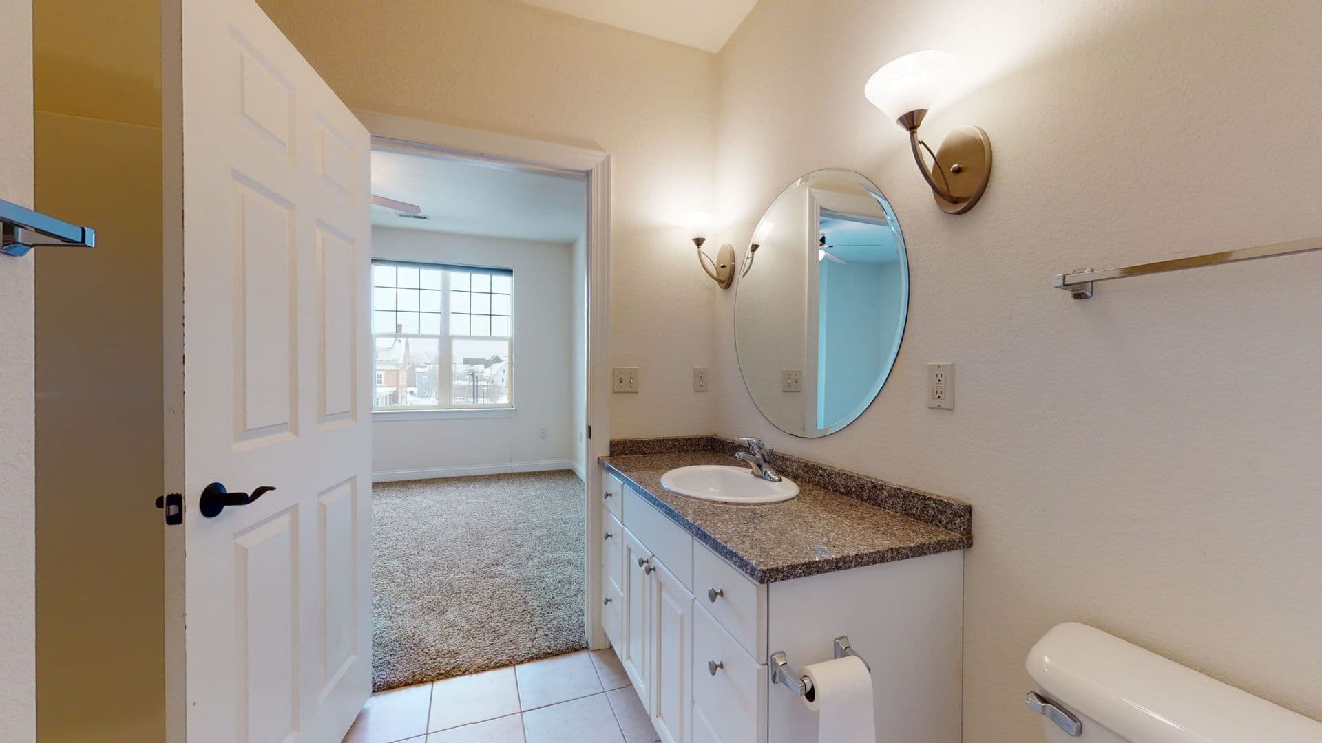 Delafield Apartment: 402 & 404 Genesee Street