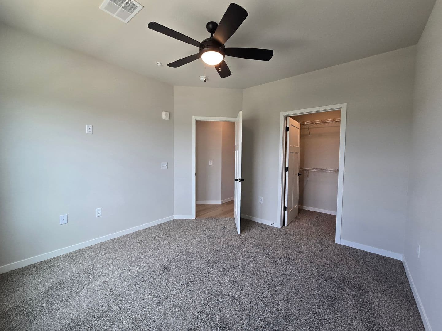 Madison Apartment: 8421 Mansion Hill Avenue