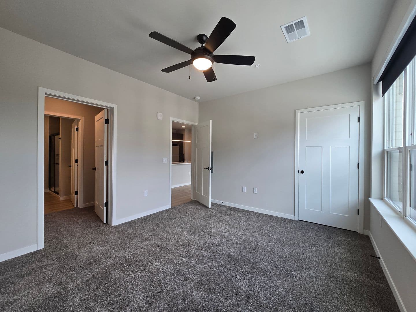 Madison Apartment: 8421 Mansion Hill Avenue