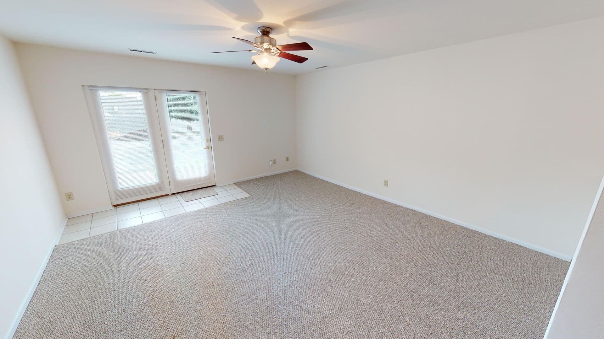 Madison Apartment: 2105-2165 Muir Field Rd