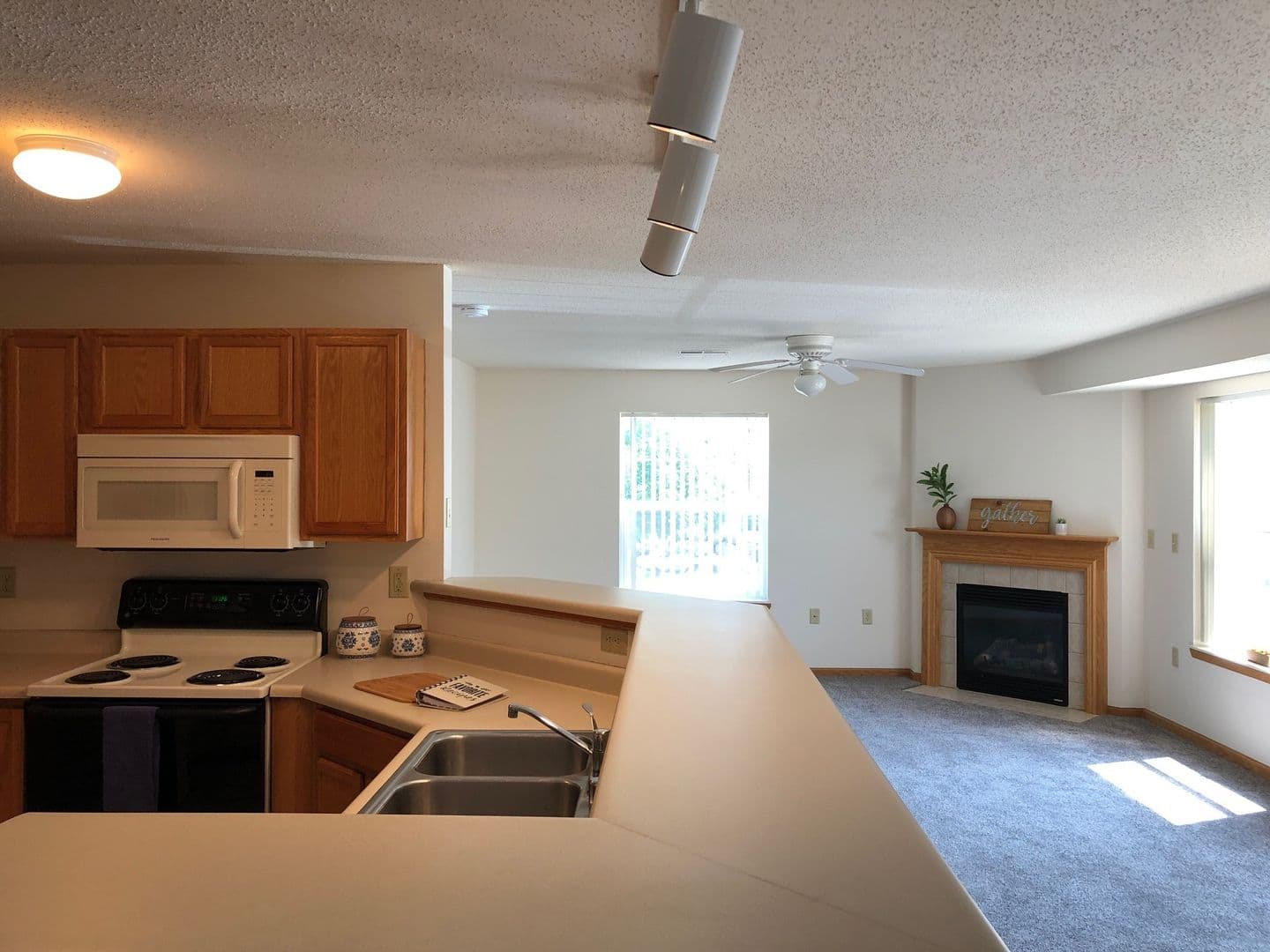 Madison Apartment: 8002 Starr Grass Drive