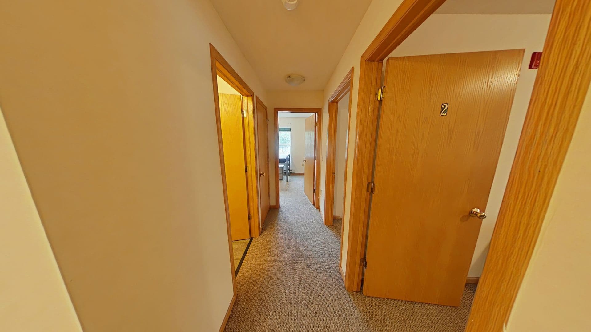 Madison Apartment: 1 Gerry Court