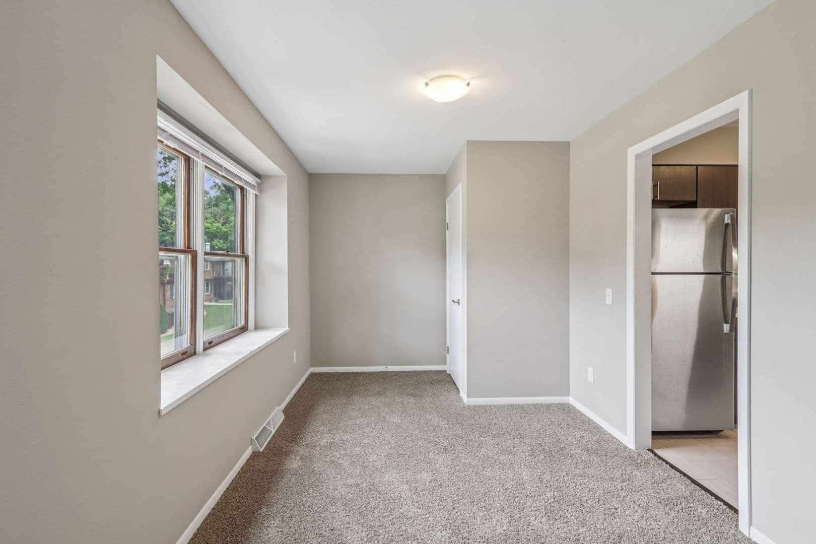 Madison Apartment: 3205 Stevens Street
