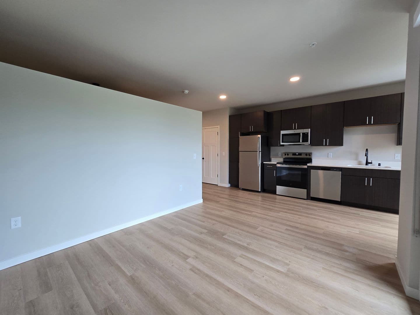 Madison Apartment: 8421 Mansion Hill Avenue
