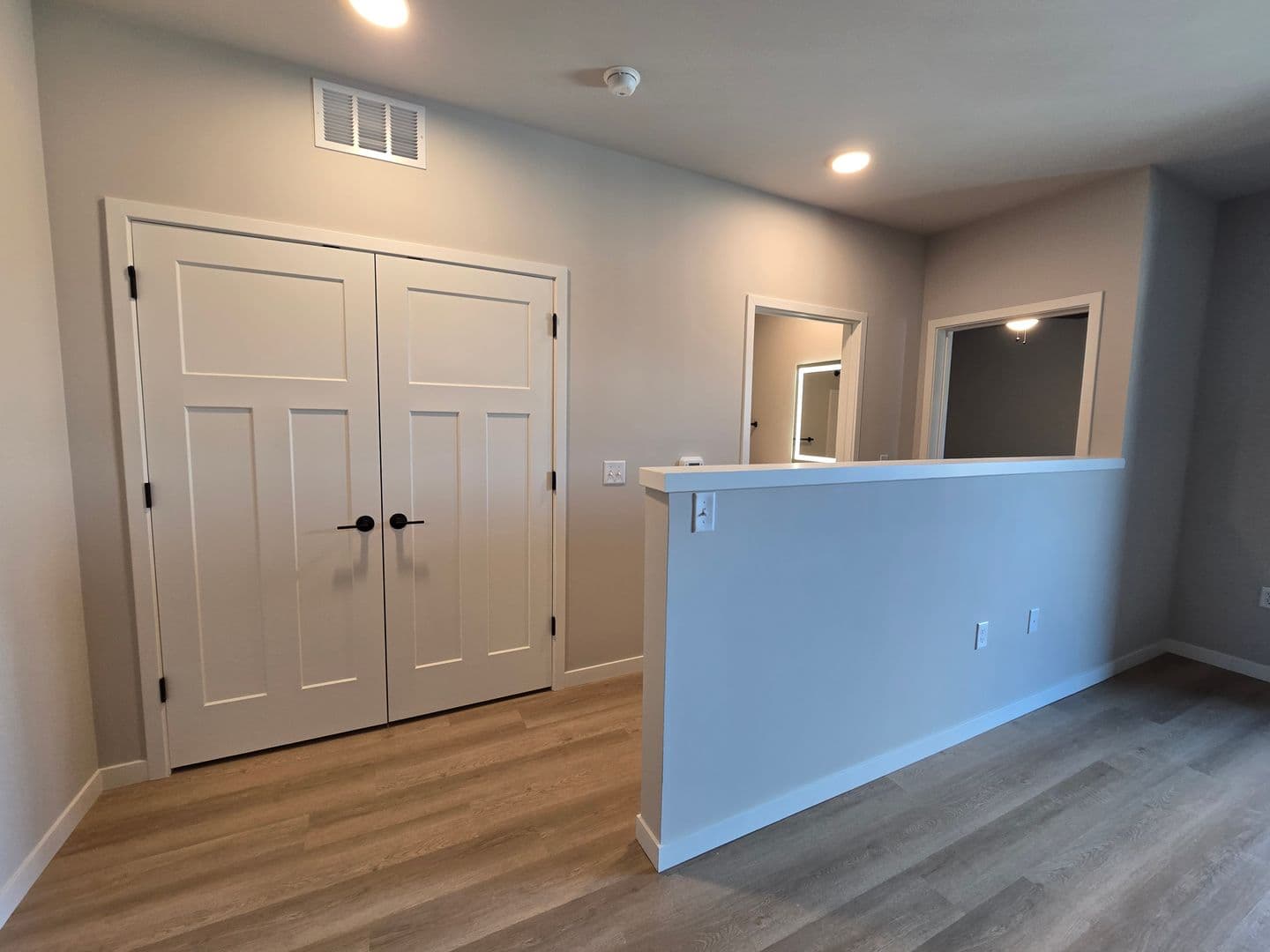 Madison Apartment: 8421 Mansion Hill Avenue