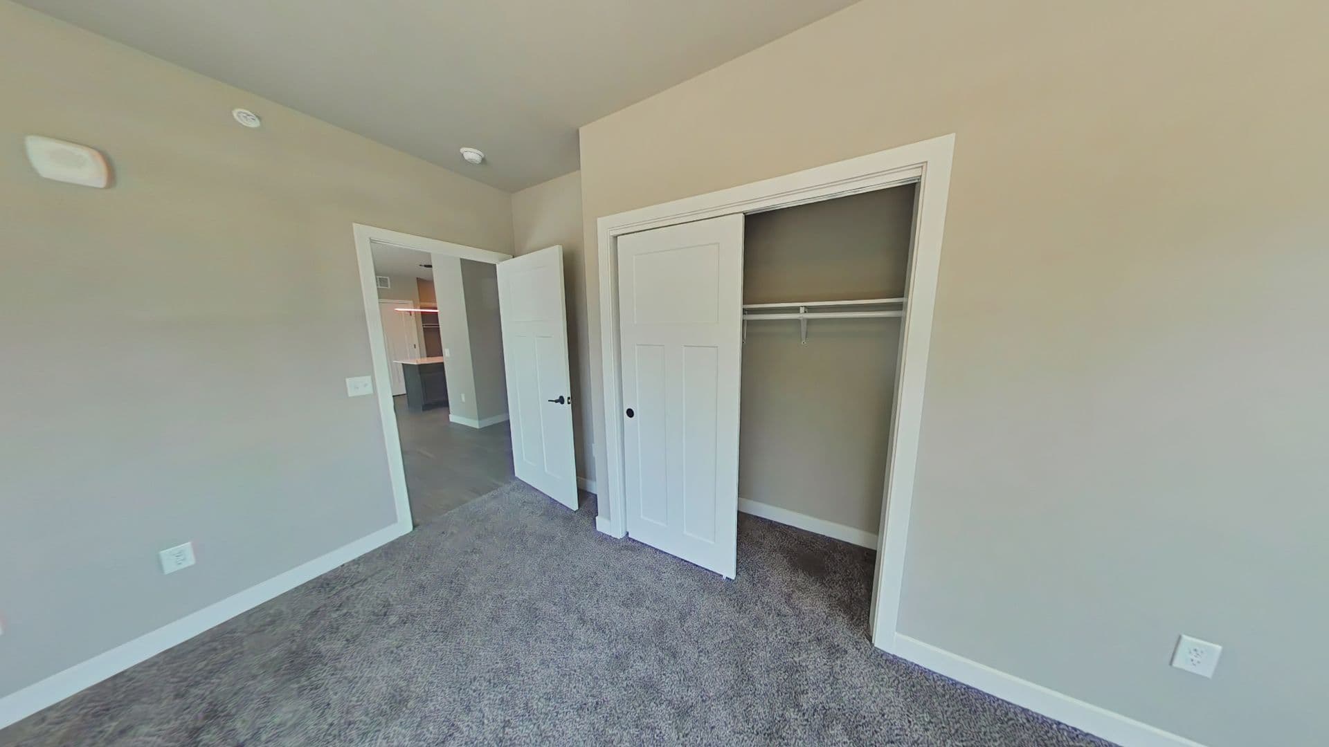 Middleton Apartment: 2644 Branch Street