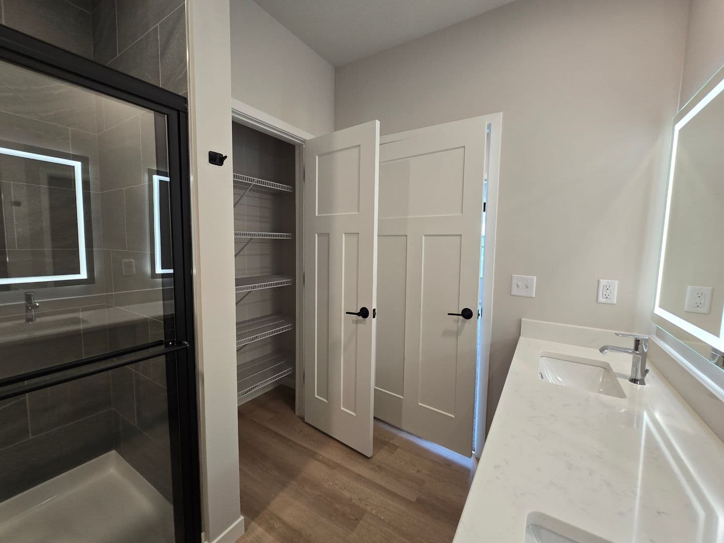Madison Apartment: 8421 Mansion Hill Avenue