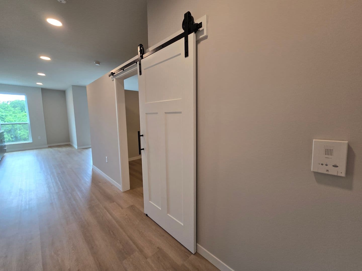 Madison Apartment: 8421 Mansion Hill Avenue