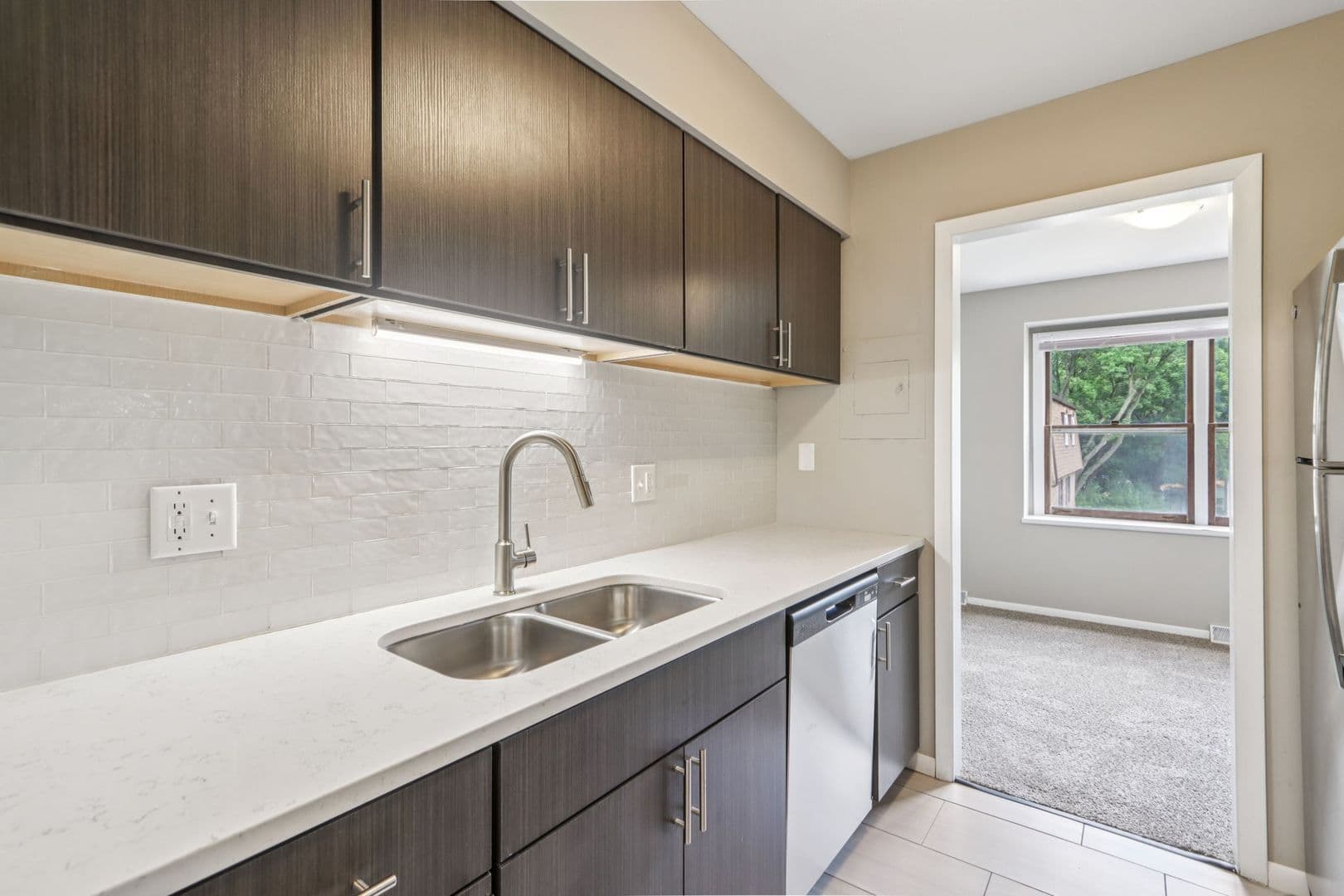 Madison Apartment: 3205 Stevens Street
