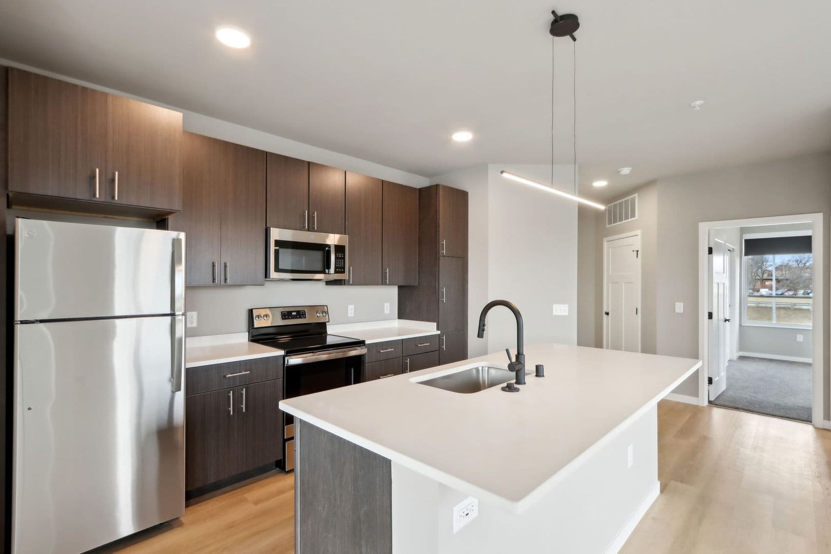 Madison Apartment: 5604 Schroeder Rd