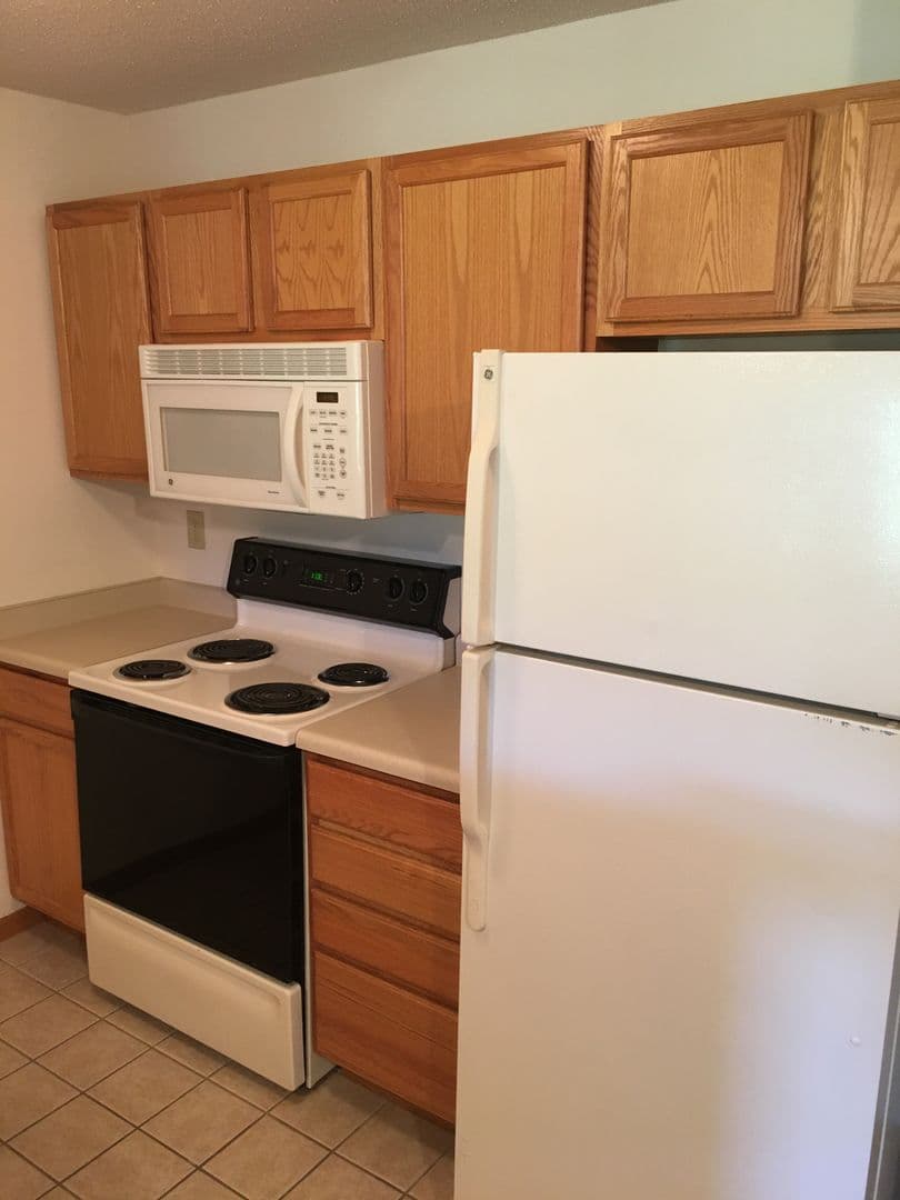 Madison Apartment: 8002 Starr Grass Drive