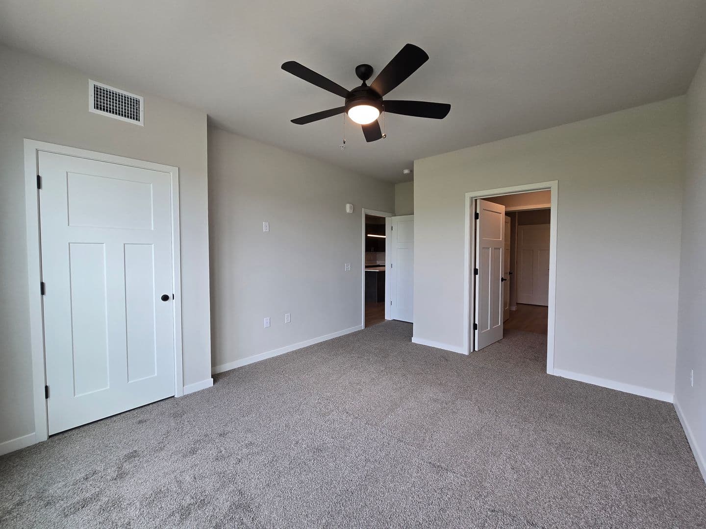 Madison Apartment: 8421 Mansion Hill Avenue