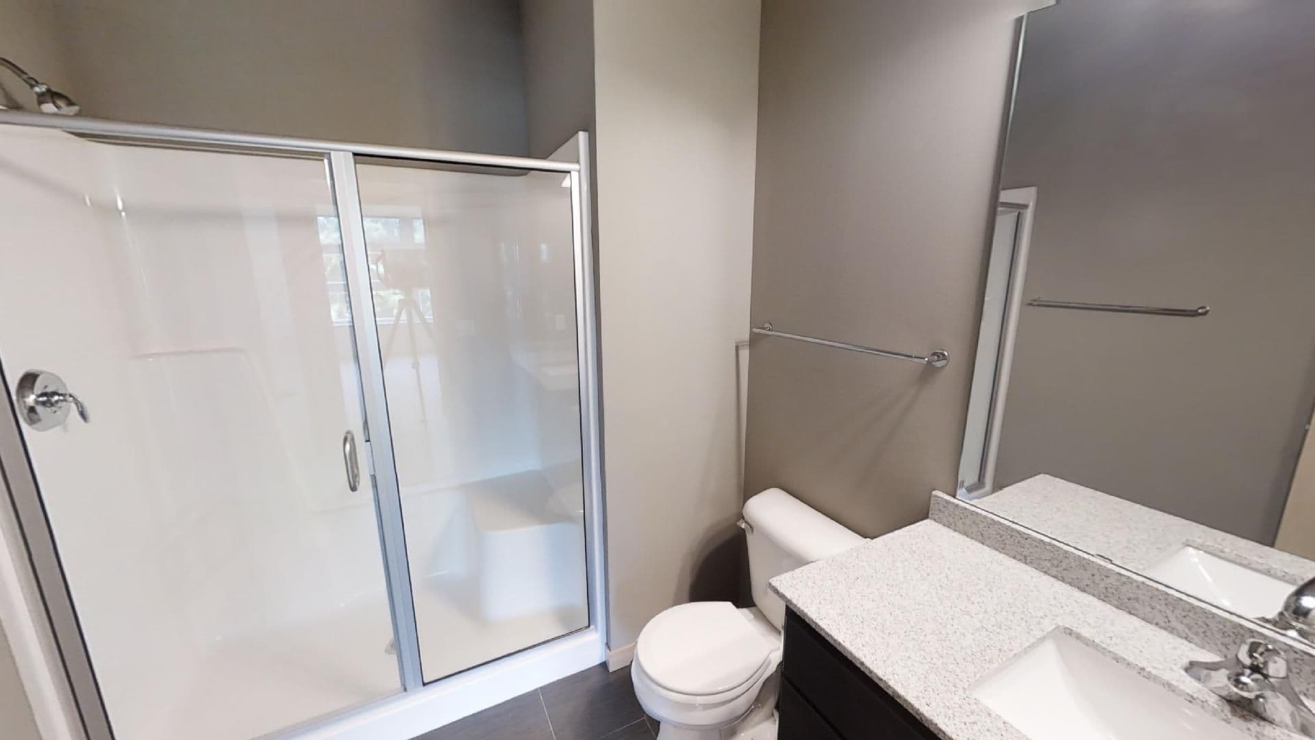 Madison Apartment: 902 Drake Street