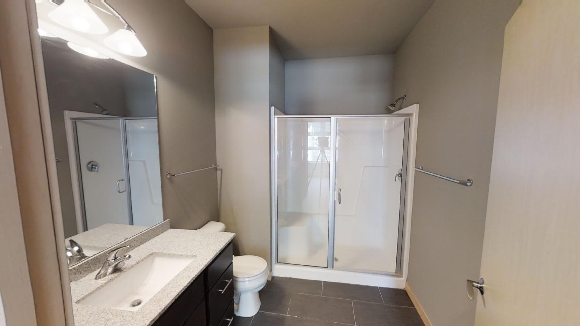 Madison Apartment: 902 Drake Street
