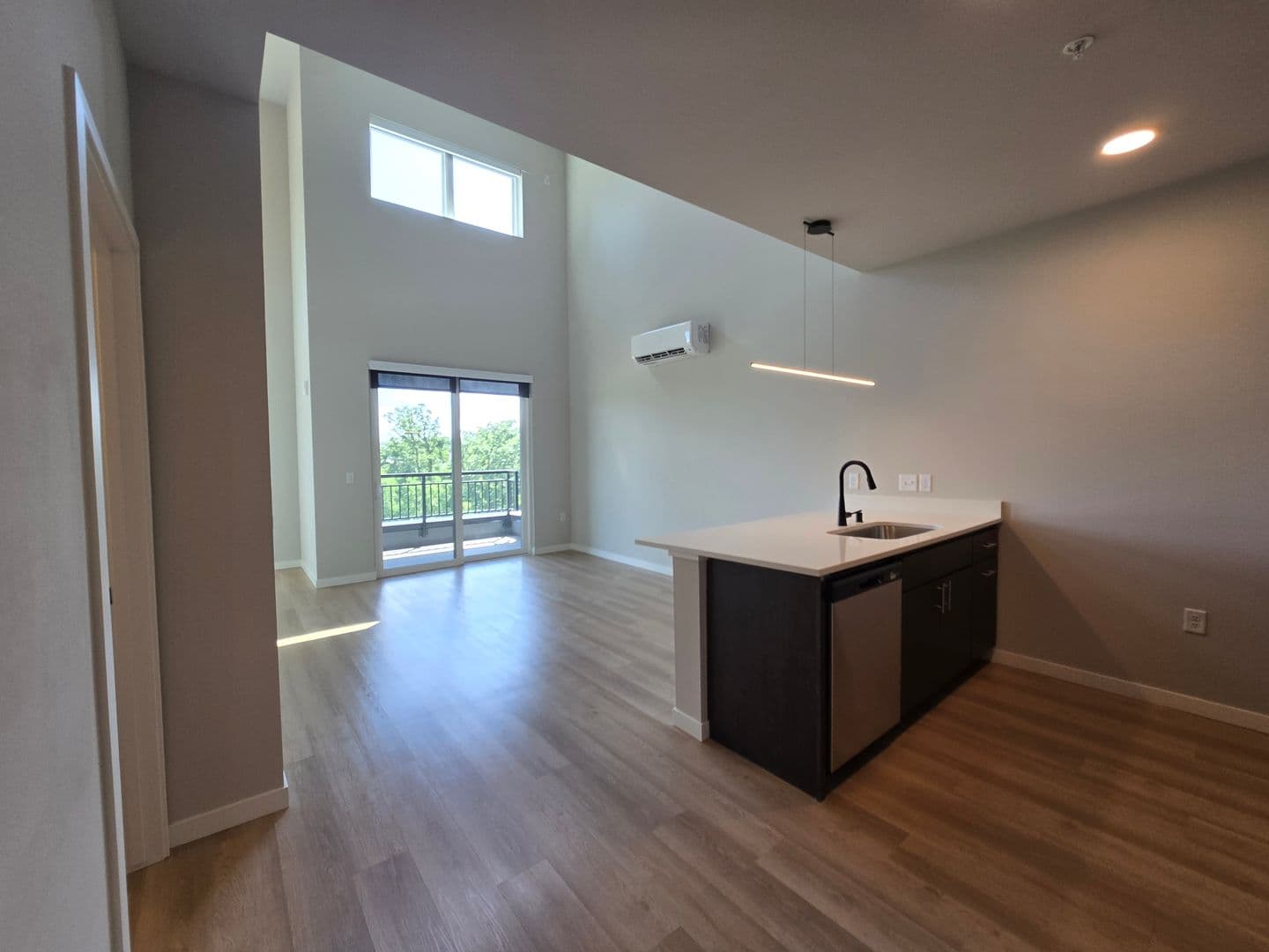 Madison Apartment: 8421 Mansion Hill Avenue