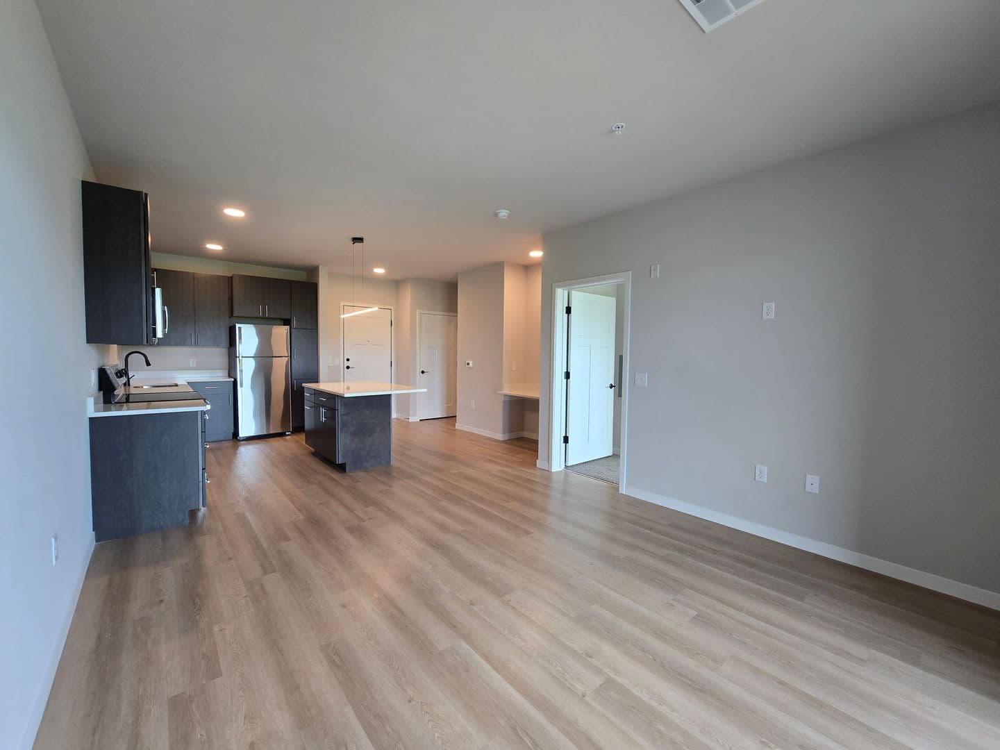 Madison Apartment: 8421 Mansion Hill Avenue