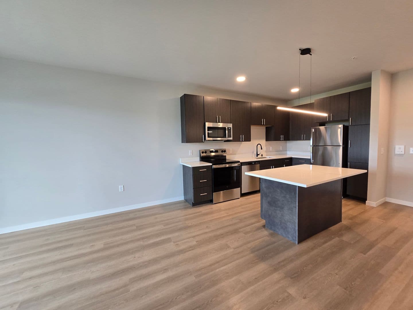 Madison Apartment: 8421 Mansion Hill Avenue