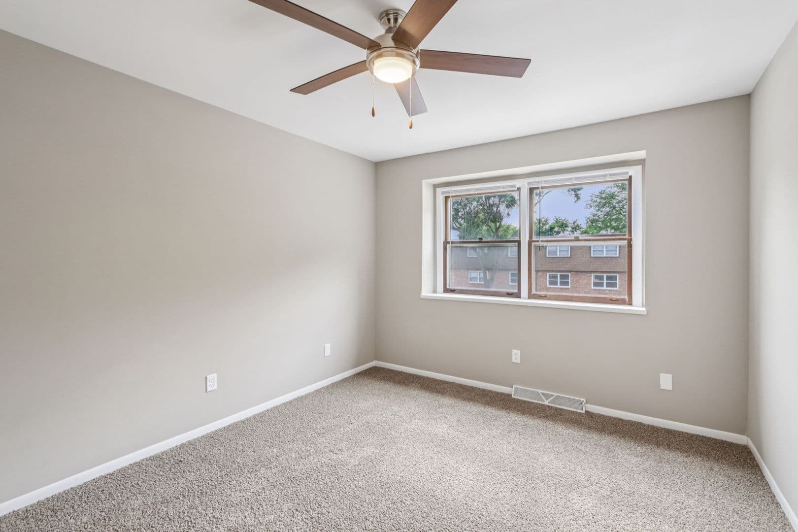 Madison Apartment: 3205 Stevens Street