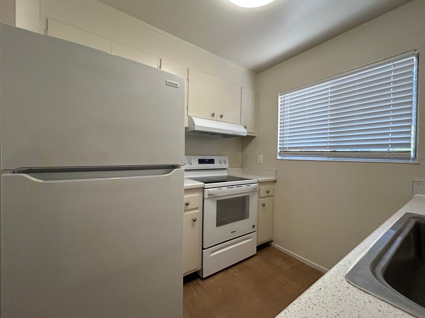 Berkeley Apartment: 2212 Blake Street